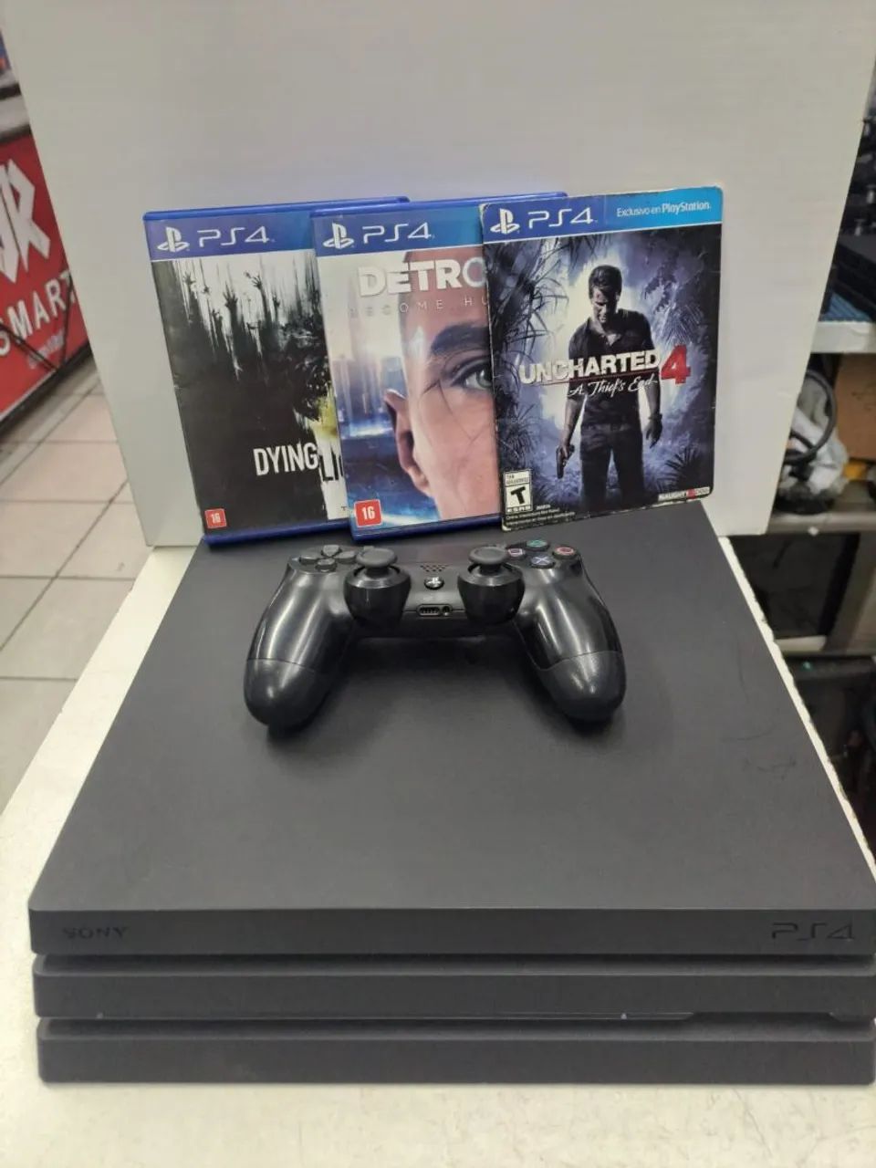 PS4 Pro 1 TB - Loja Física 