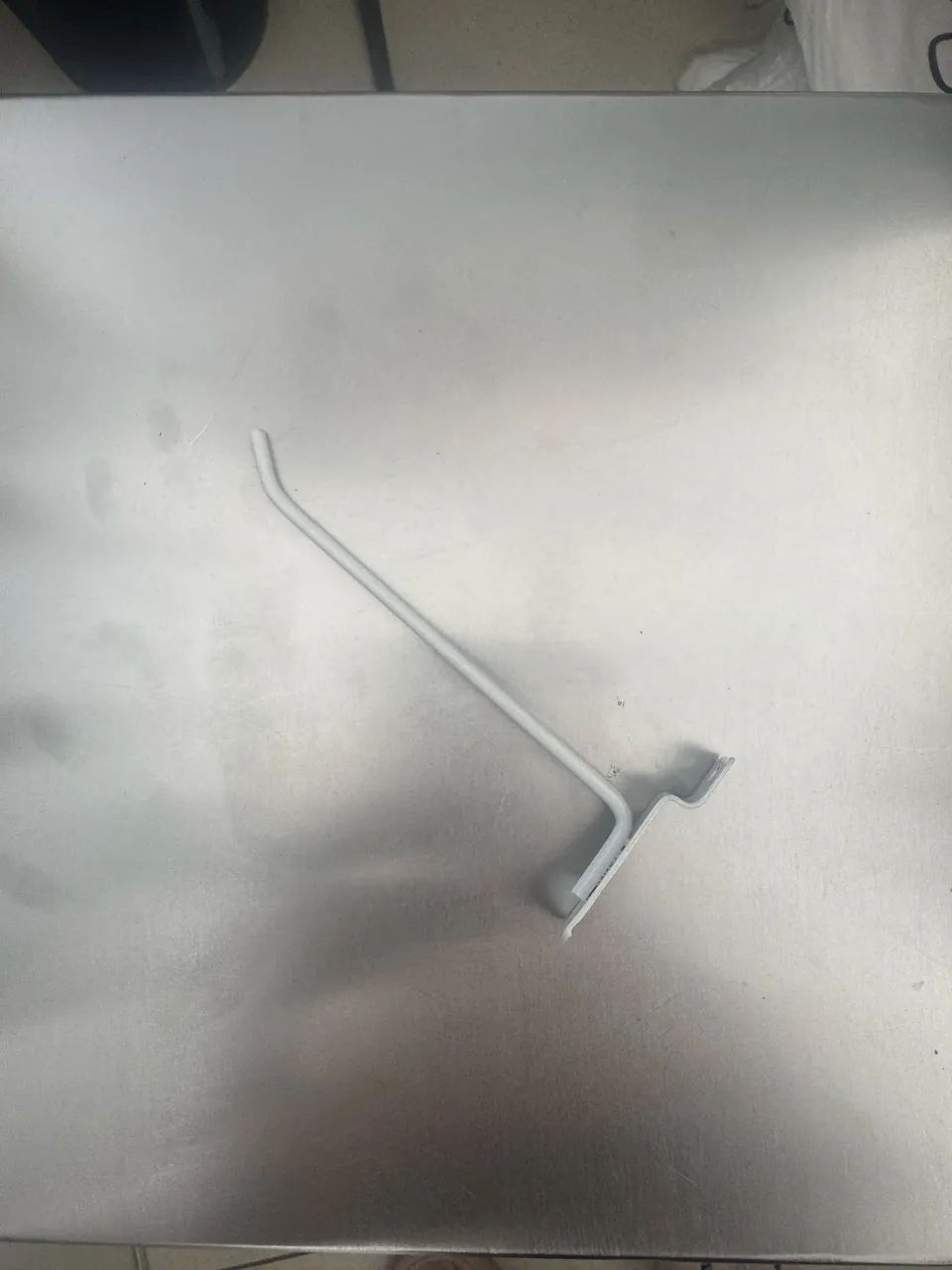 Gancho para painel 15cm branco kit com 50