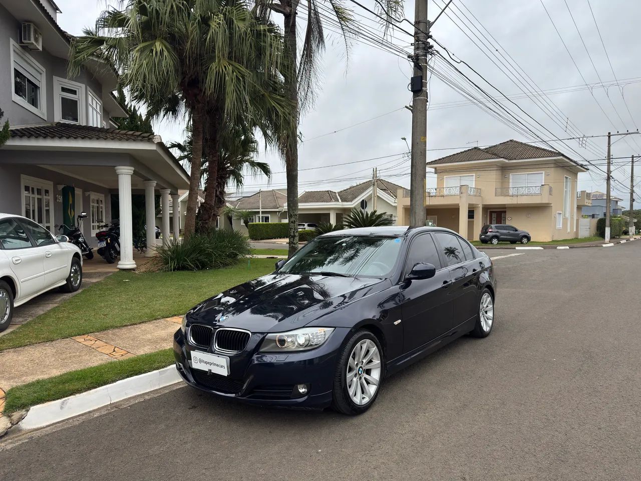 BMW 320I A 2010