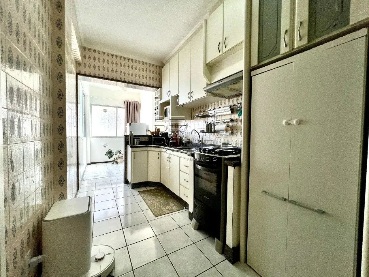 Apartamento com 3 dormitórios no bairro Itaguaçu - Foto 4