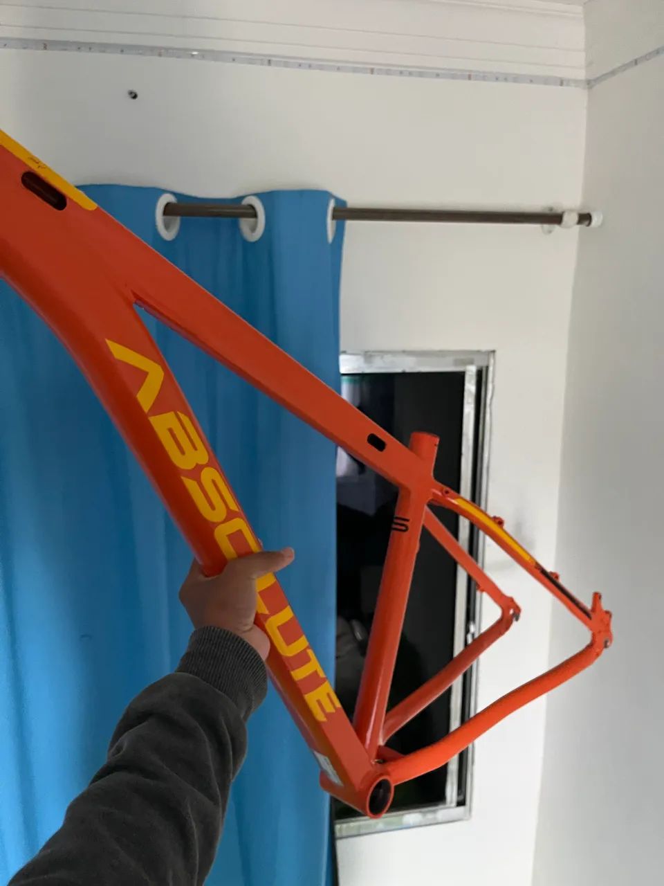 Quadro absolute Nero 4 laranja  - Foto 3
