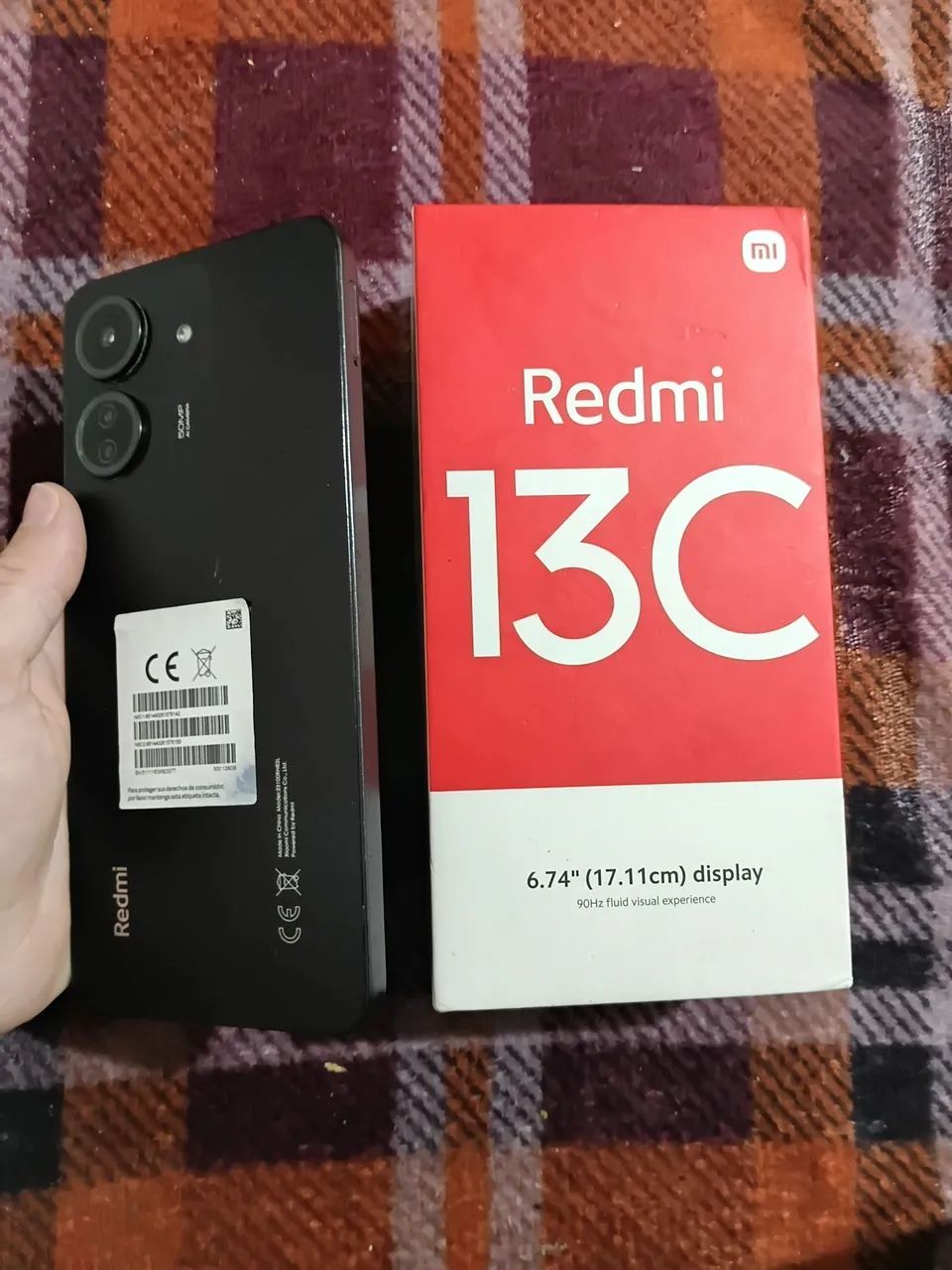 Redmi 13C com 128GB de memória novo na caixa todo perfeito com