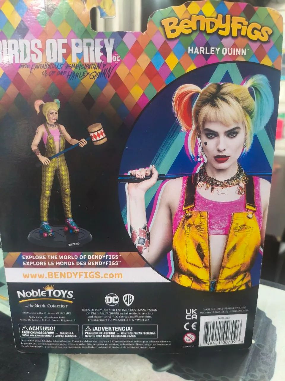 HARLEY QUINN NOBLE TOYS ACTION - Foto 3