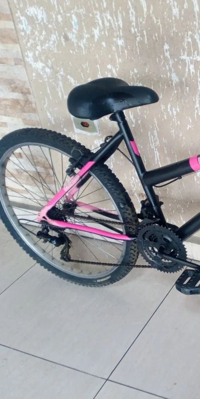 Bicicleta aro 26 linda com marchas  - Foto 2