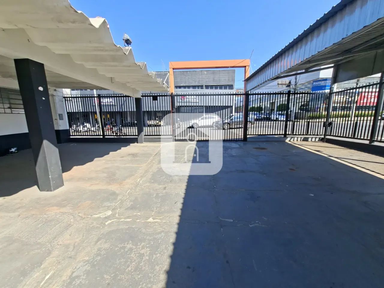 Comercial Cômodo em Uberlândia - Foto 4
