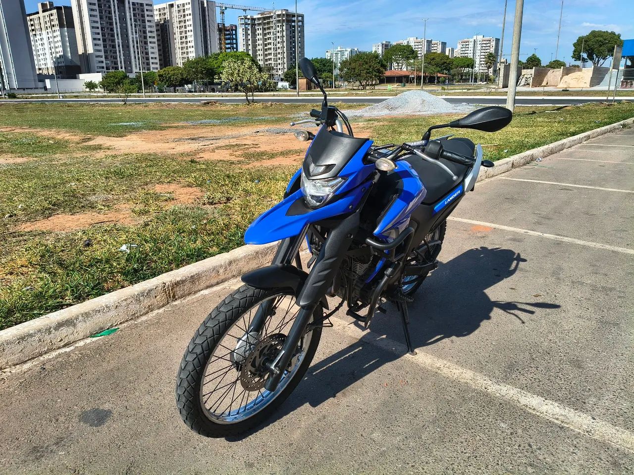 Vende -se Lander  - Foto 2