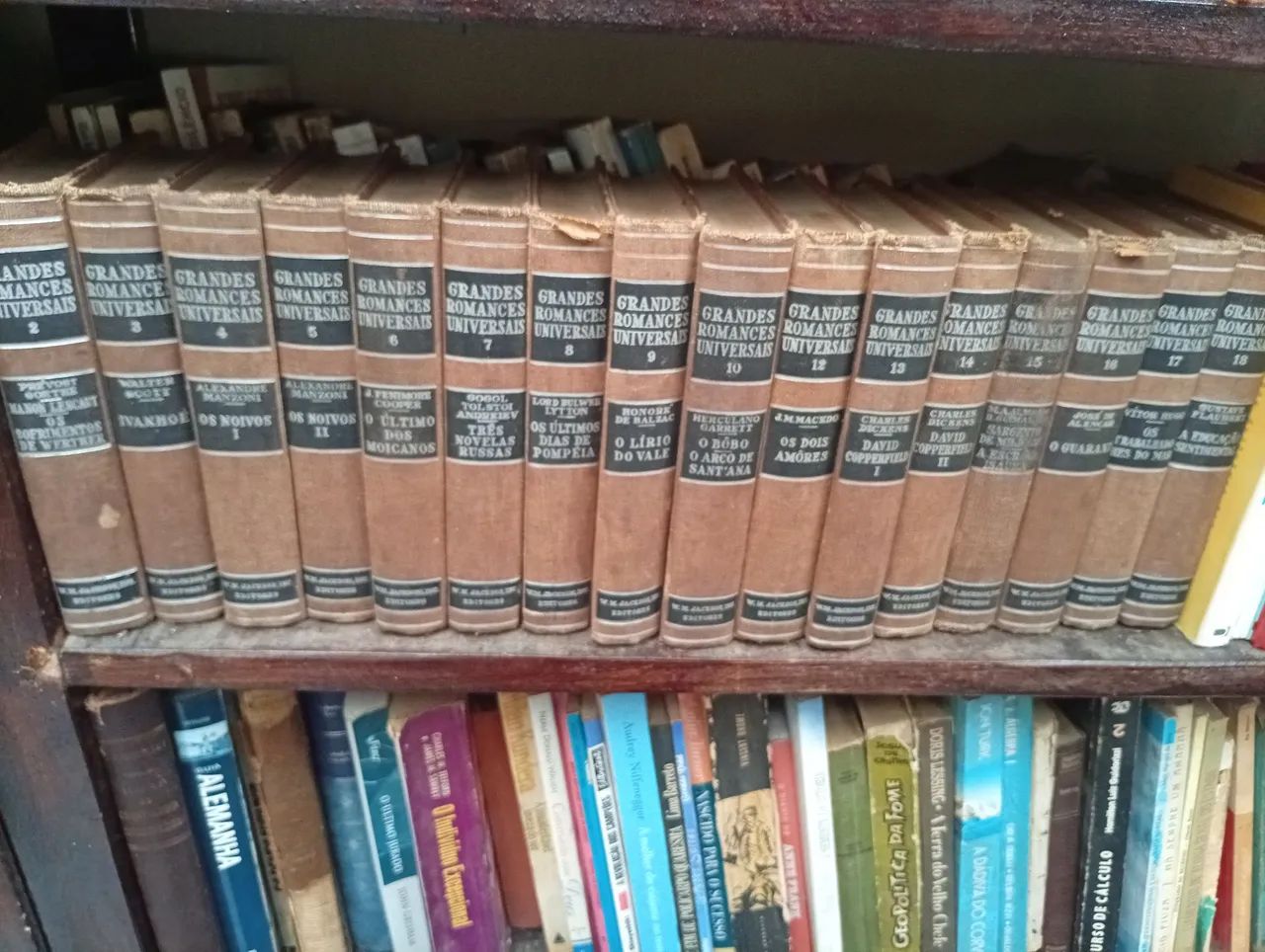 Coleção "Grandes Romances Universais" - Foto 2