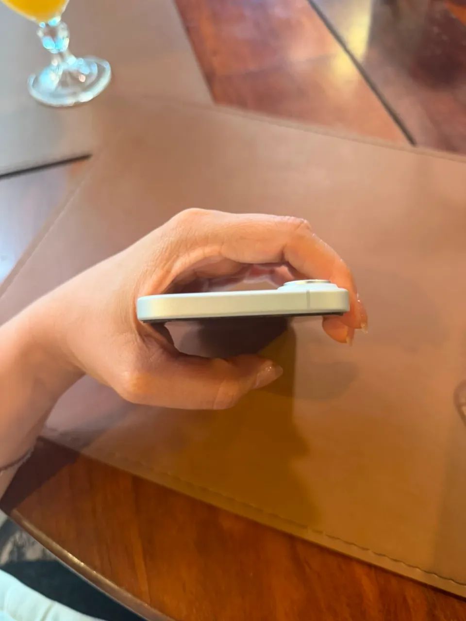 iphone 16, Branco - Foto 4
