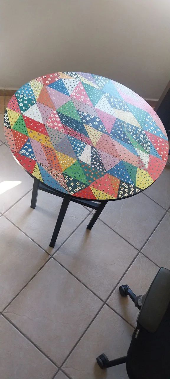 Mesa decorada de ferro - Foto 4