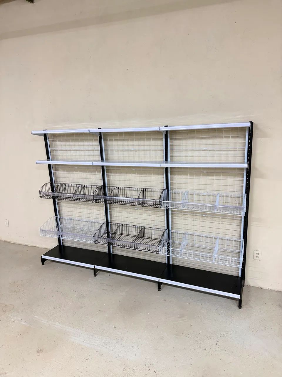 Vendo essas gôndolas  - Foto 4
