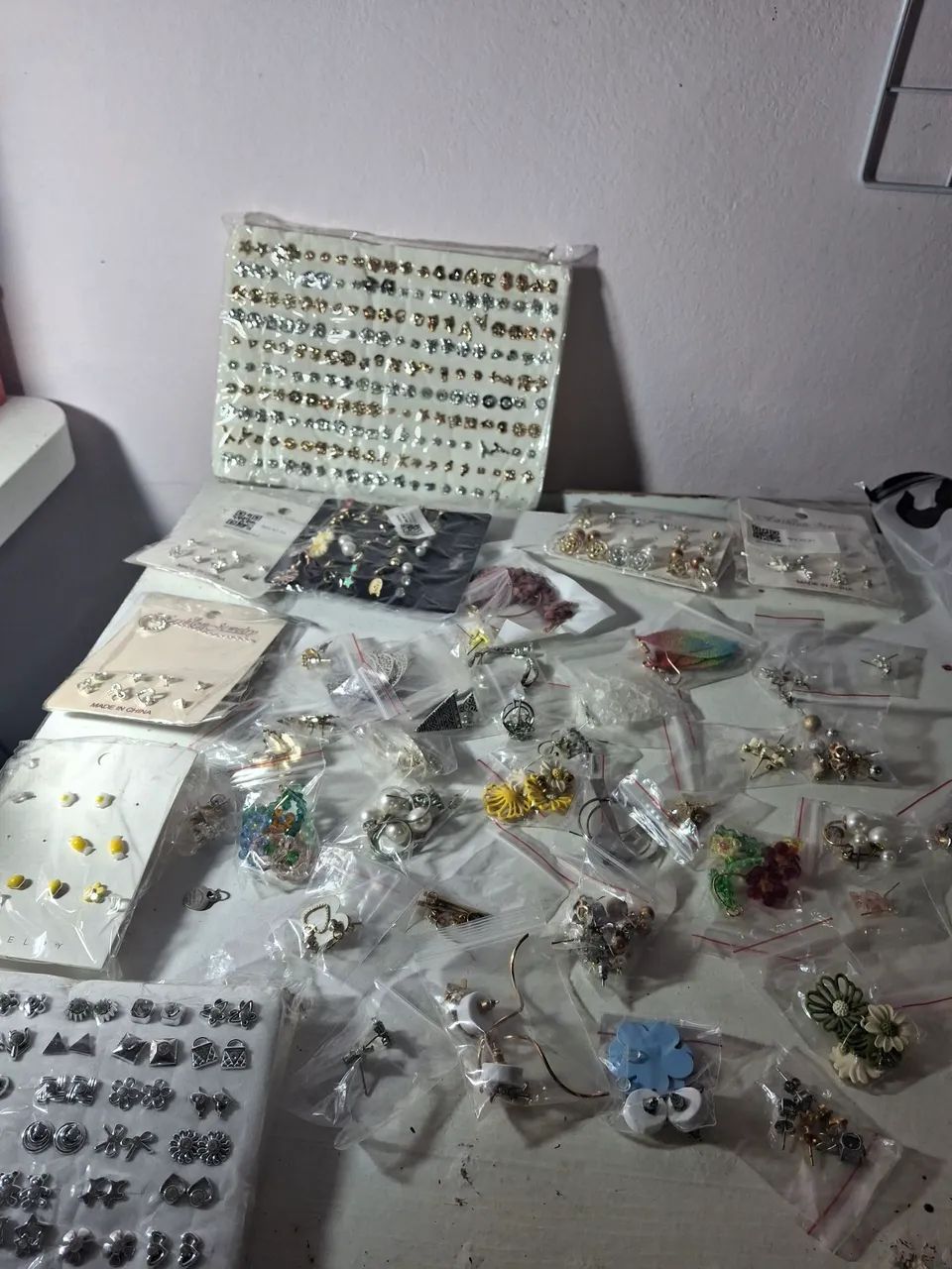 Vendo brincos novos