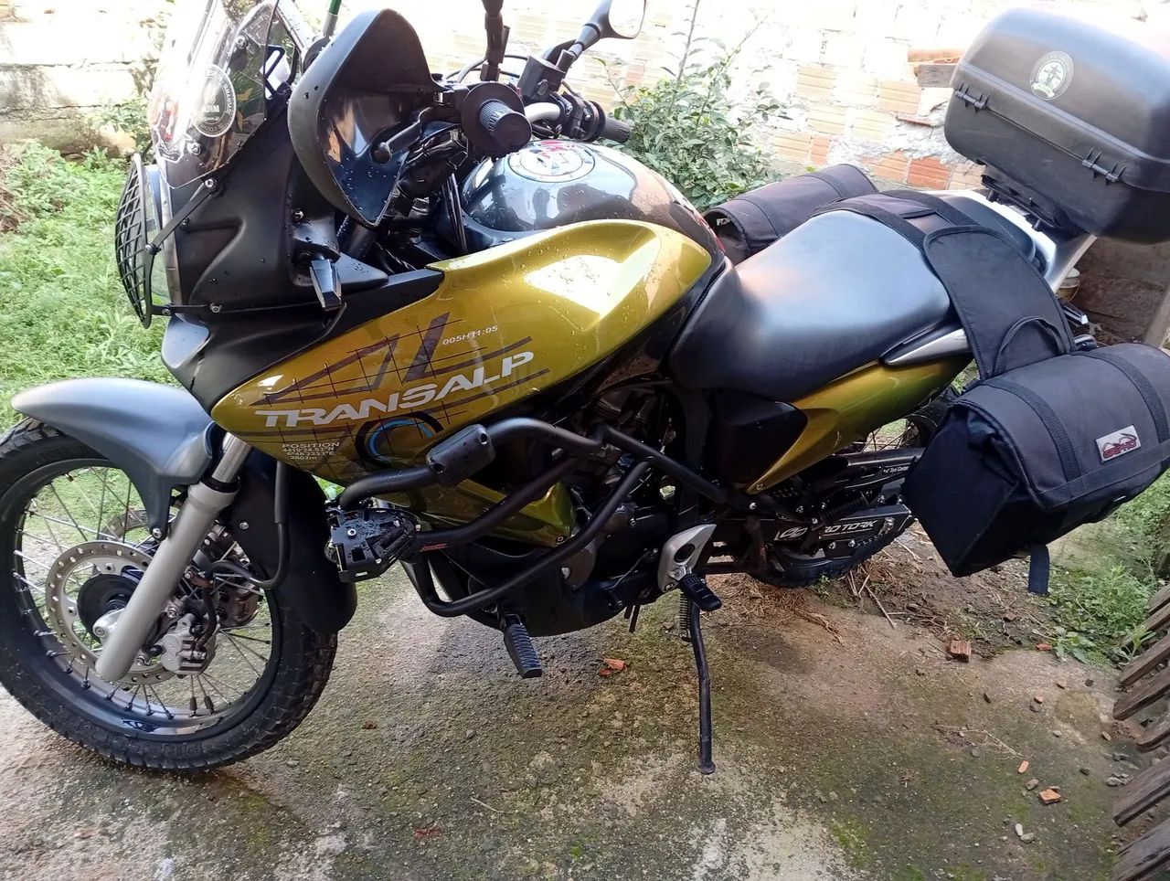Vendo essa lida Honda Transalp  - Foto 2