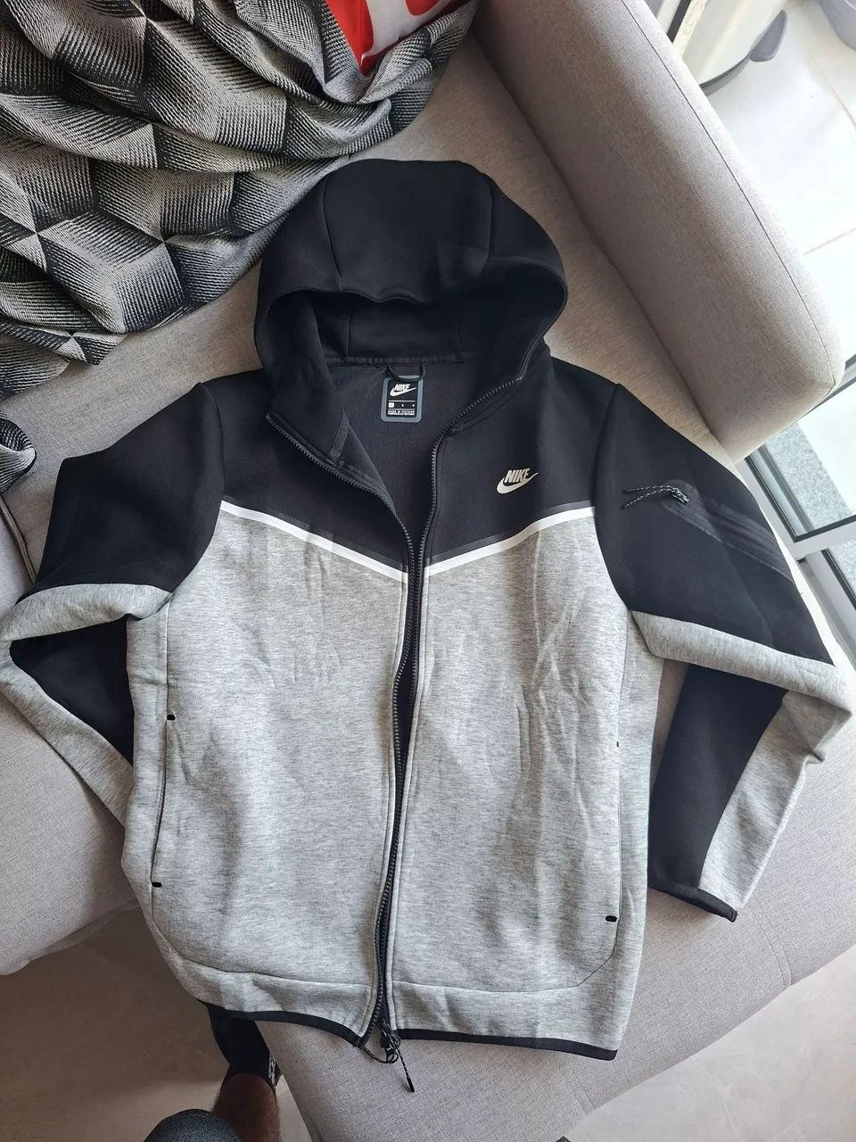 Agasalho Nike Tech Tamanho G