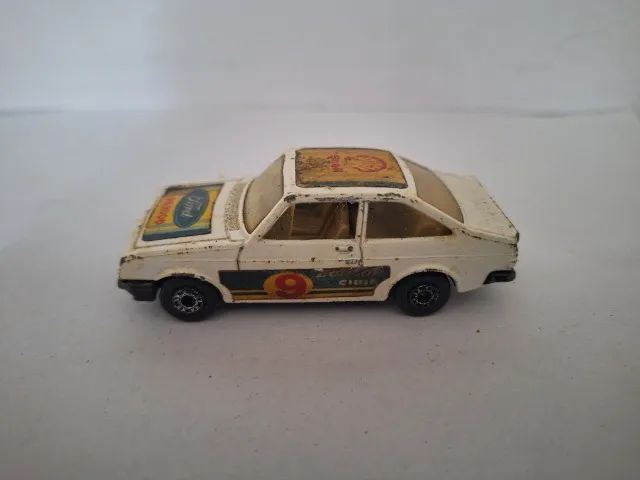 Carrinho Matchbox Antigo Ford Rs 2000 - Foto 4
