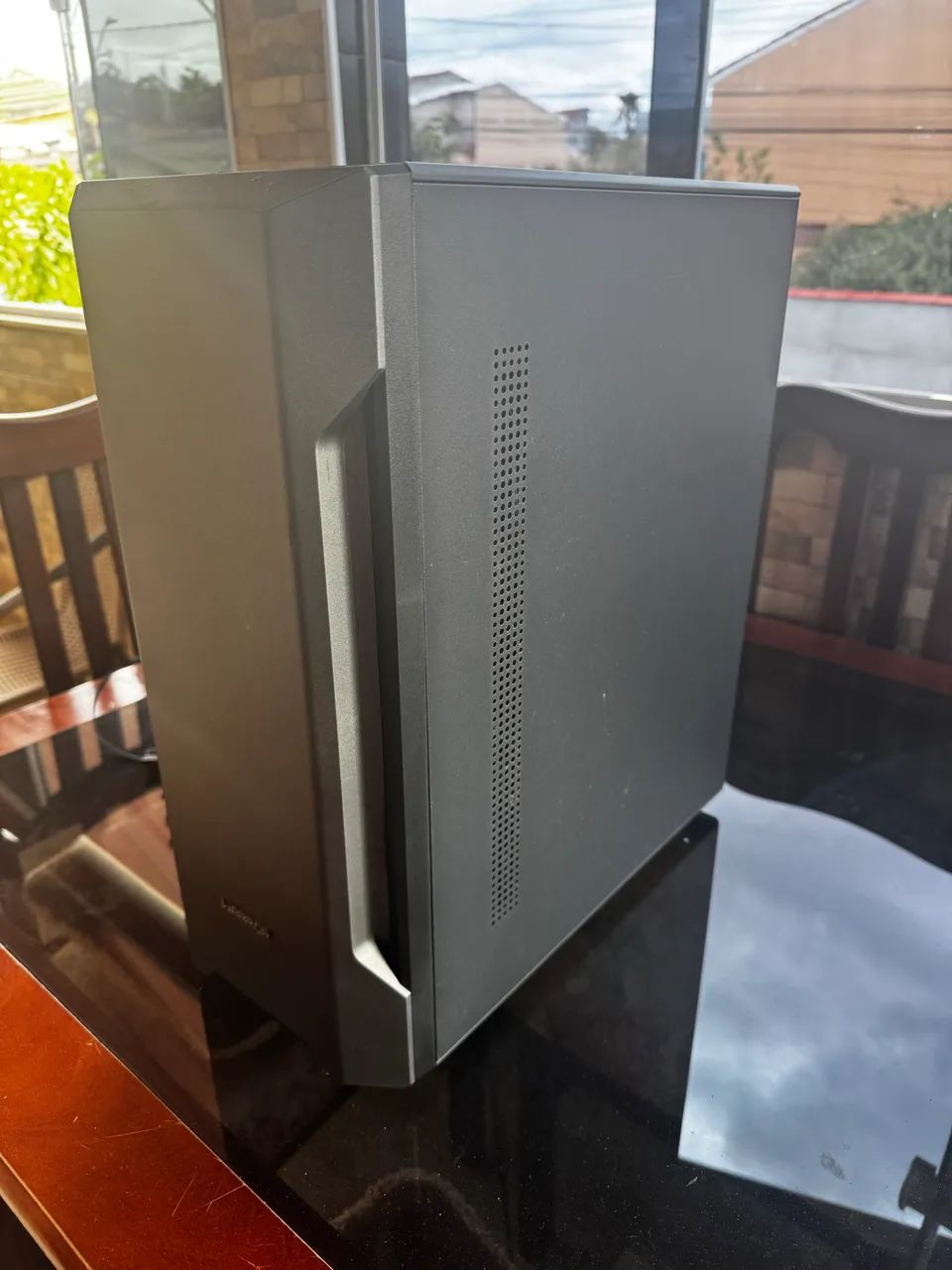 Gabinete para PC iluminação frontal com 2 Fan Warrior - Foto 3