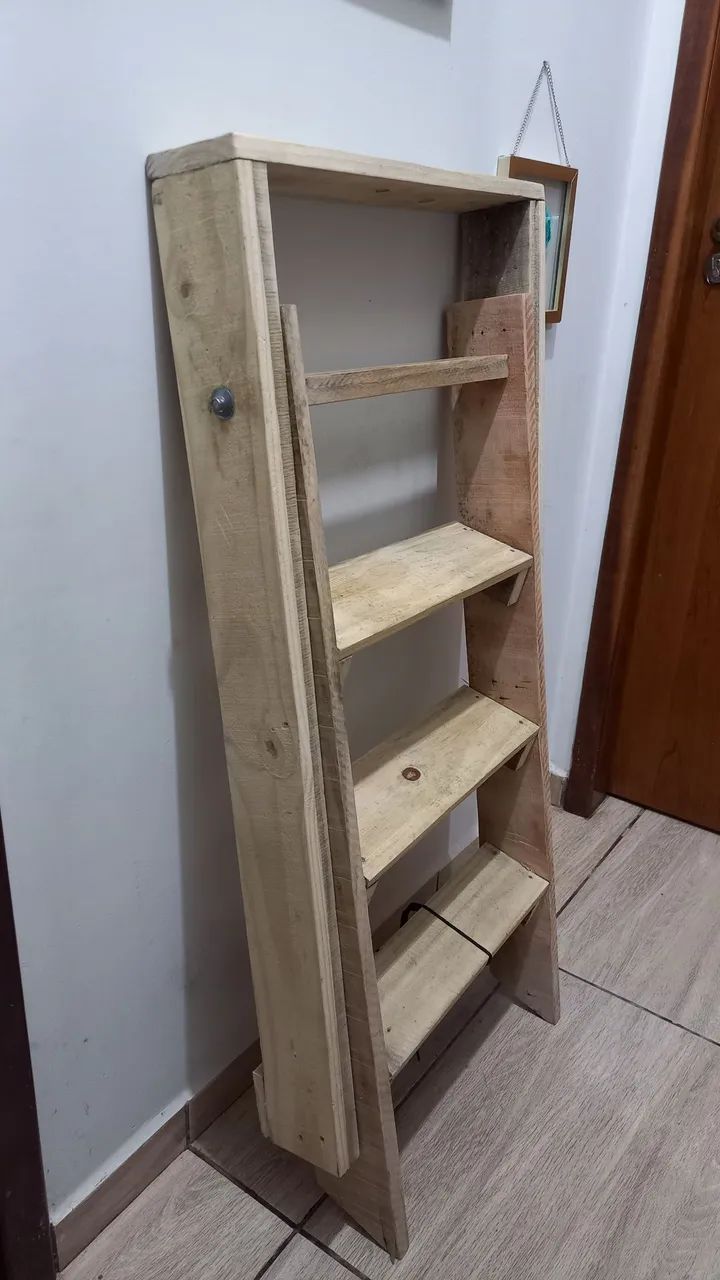 Escada multiuso em madeira 