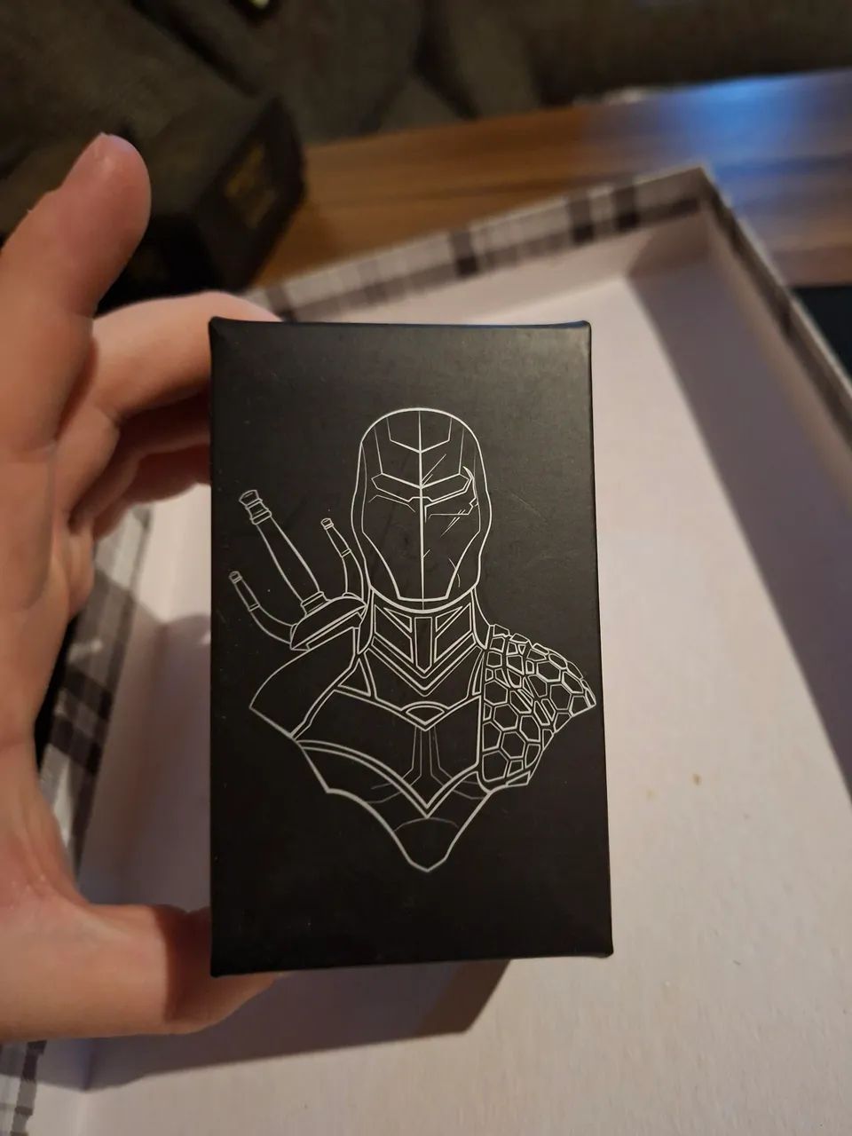 Busto Deathstroke Exterminador 022 Omelete Box DC - Foto 4