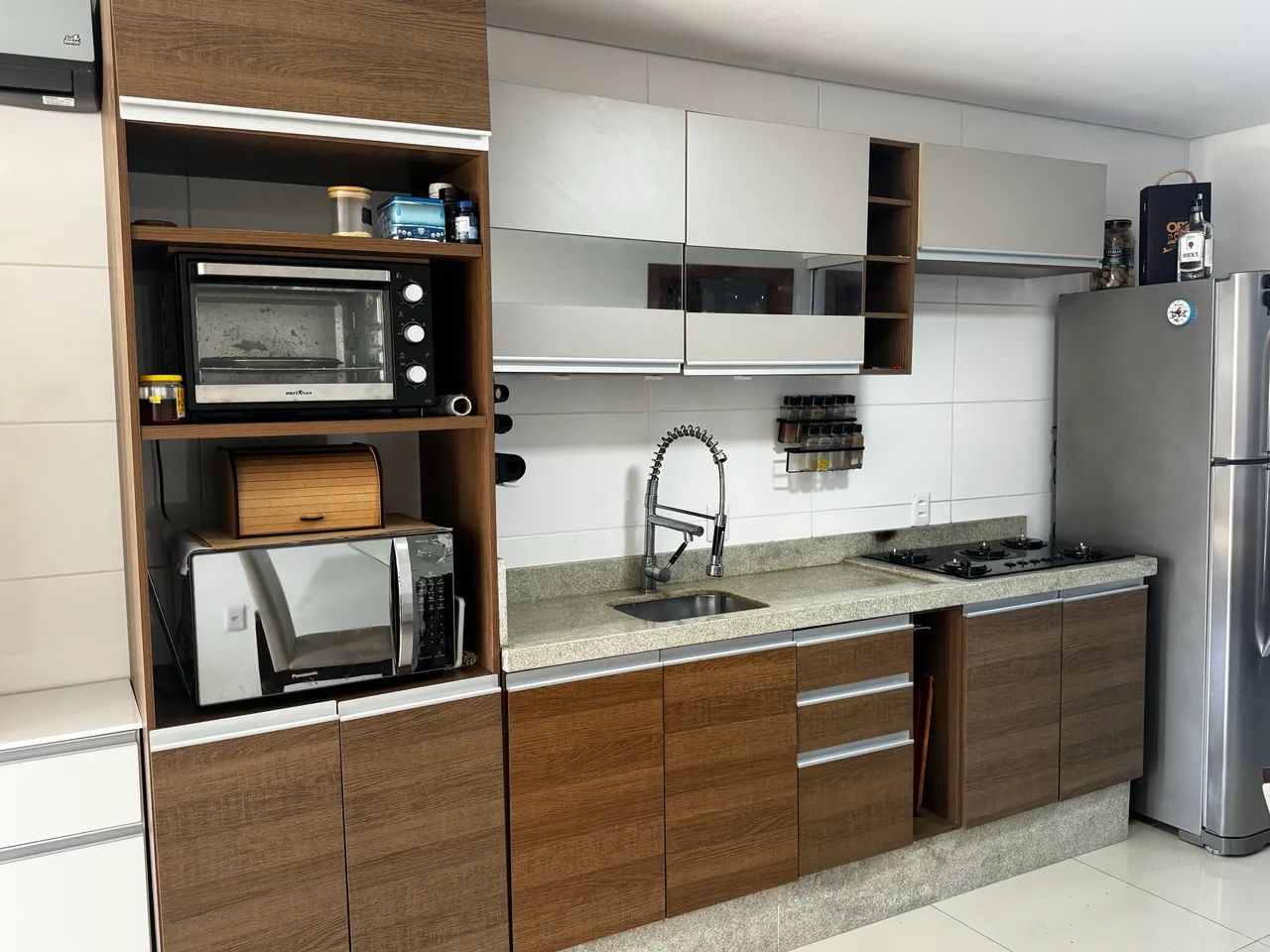 Vendo cozinha com pedra e cooktop