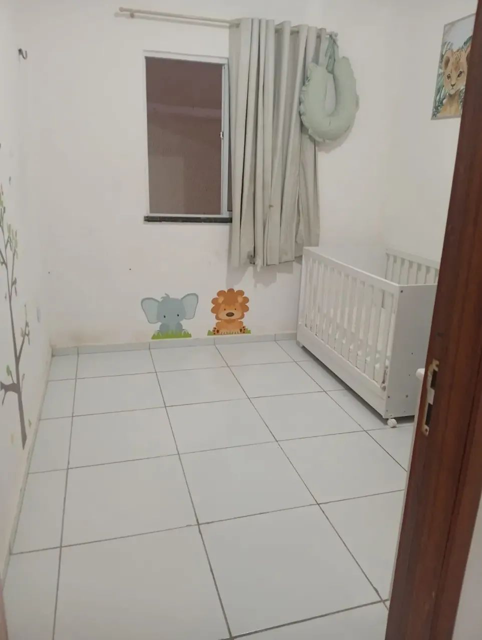 Iexcelente imovel para repasse com ótimos espaços internos e externos 2 vagas de garagem.. - Foto 4