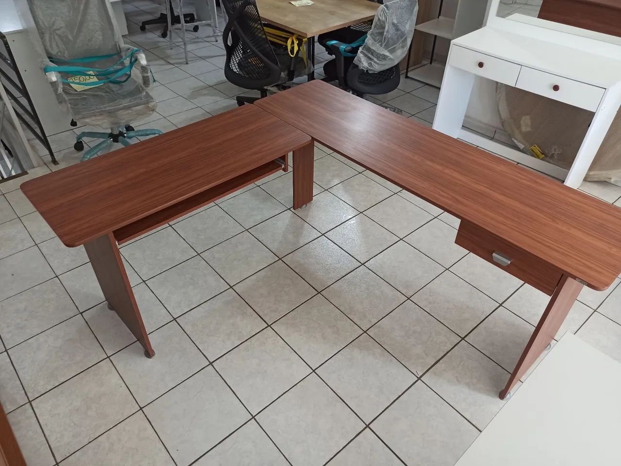 Escrivaninha em L para casa  - Foto 2