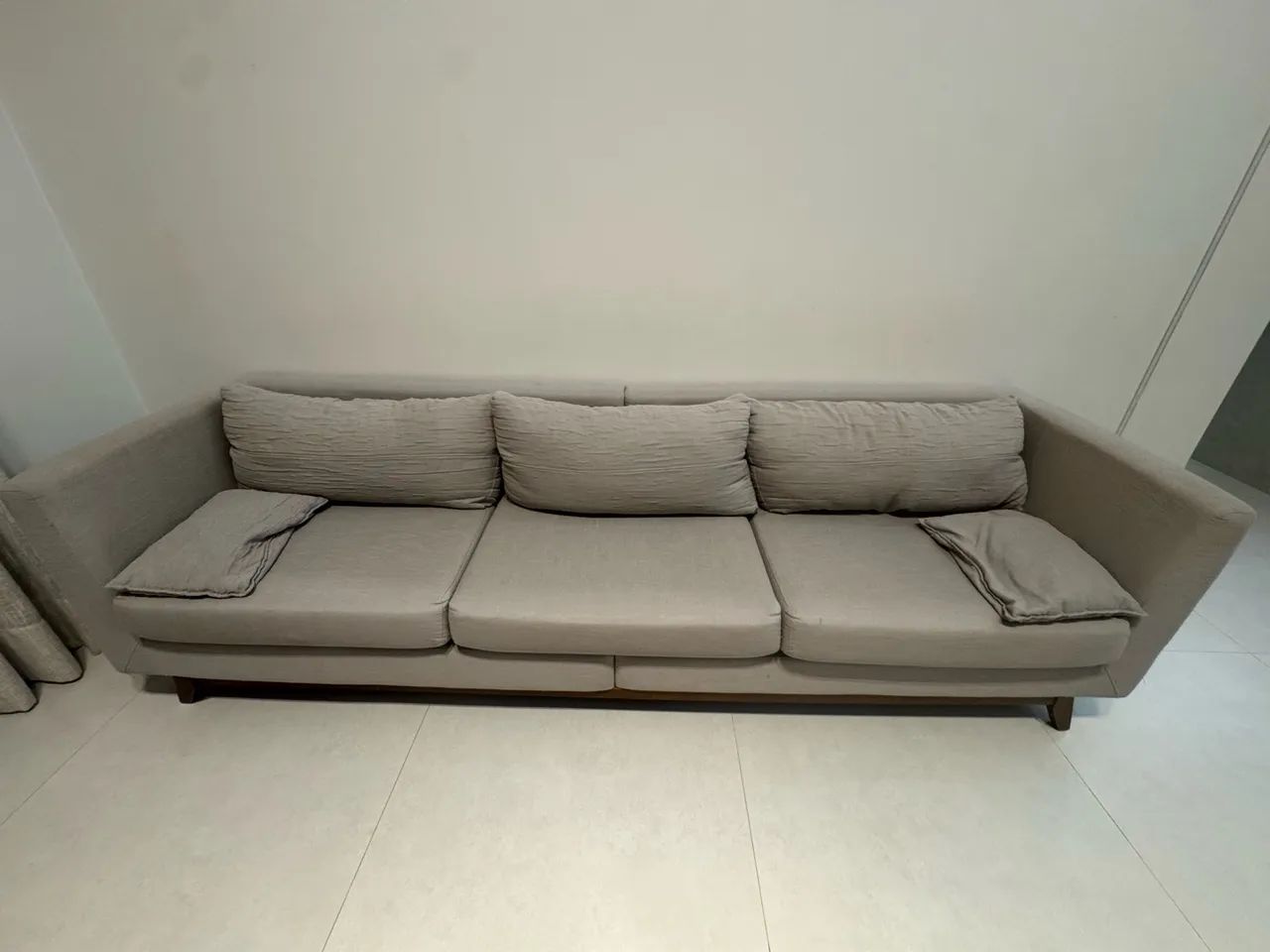Vende-se sofá seminovo marca da Jacauna - Foto 2