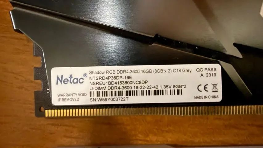 Vendo memoria Ram com RGB 16gb (2x8) 3600mhz  - Foto 4