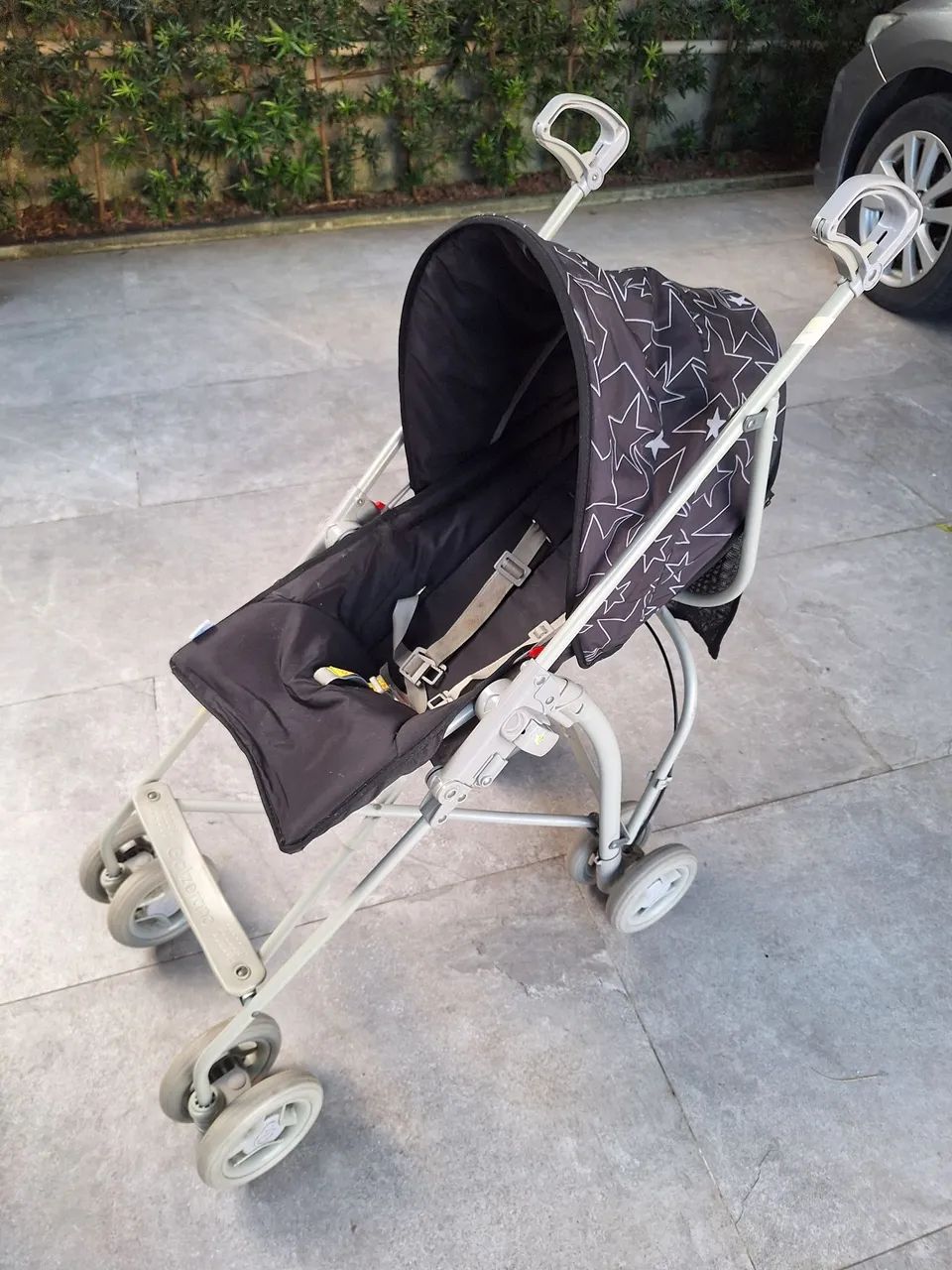 Carrinho bebê guarda-chuva 