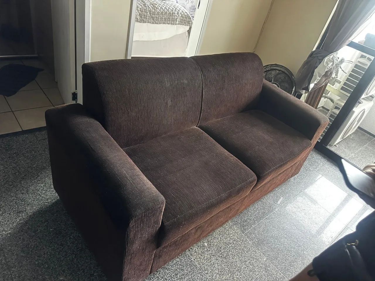 VENDO SOFÁ 2 LUGARES - ÓTIMO ESTADO