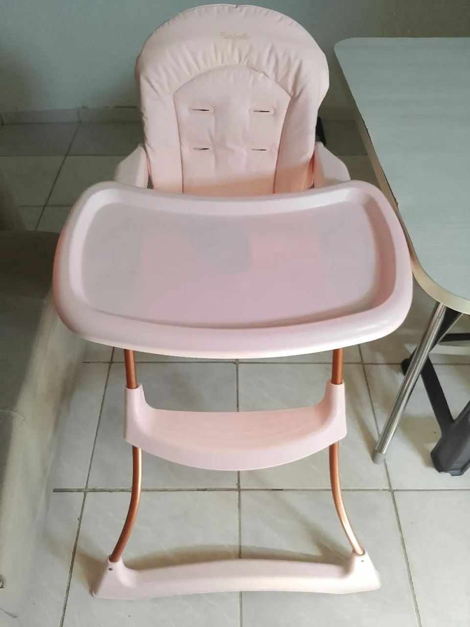 Cadeira de alimentação 