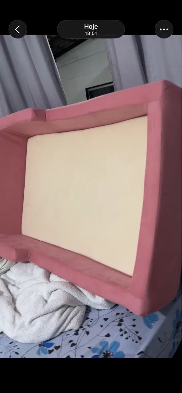 Cama para bebê menina