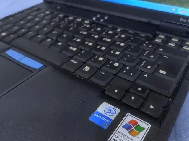 Notebook Antigo Compaq N610c WinXP Radeon 7500, perfeito para games retro - Foto 3