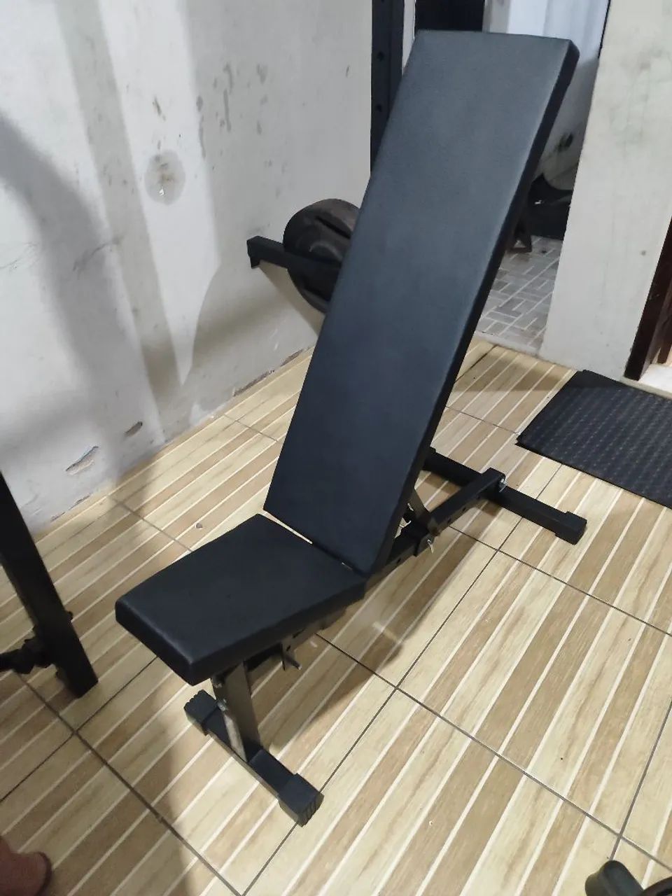 Banco ajustável para musculação