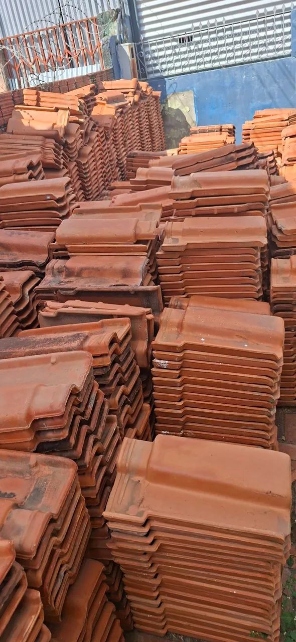 Telhas de barro tipo romana