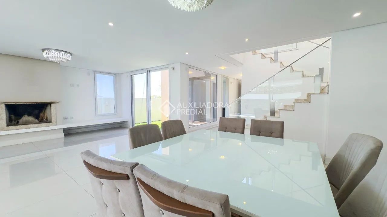 Casa de alto padrão na Lagoa da Conceição com 4 suítes. - Foto 5