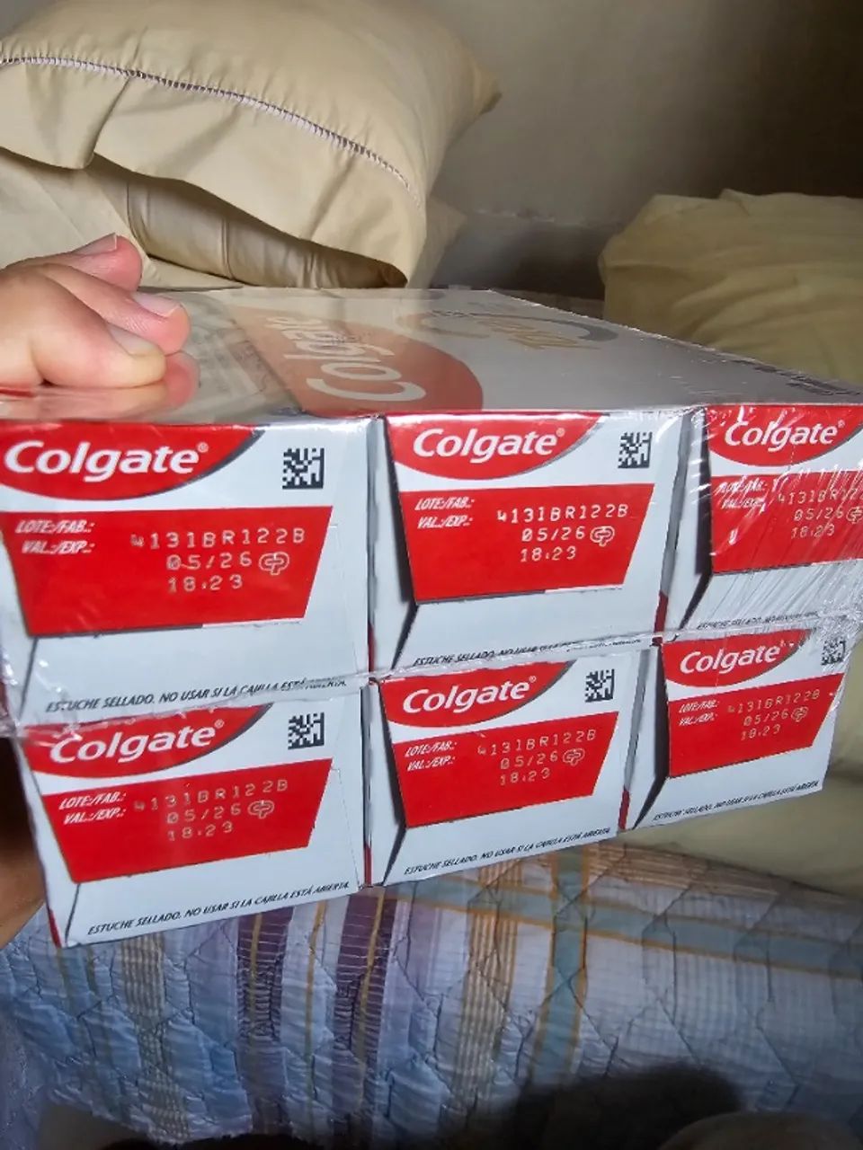 Creme Dental Colgate Total 12 Caixa com 6 unidades de 90g - Foto 4