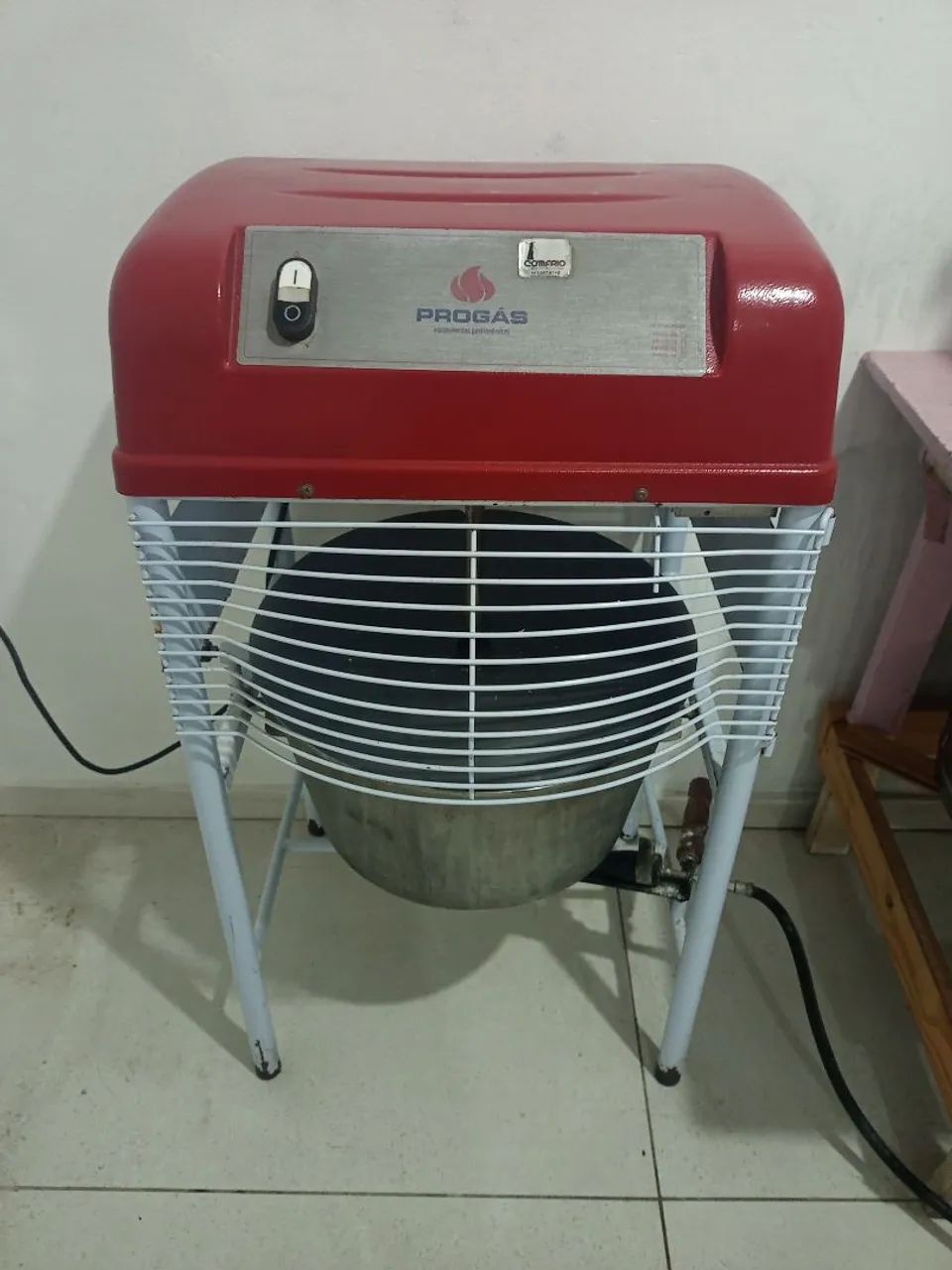Kit modeladora de salgados e masseira 
