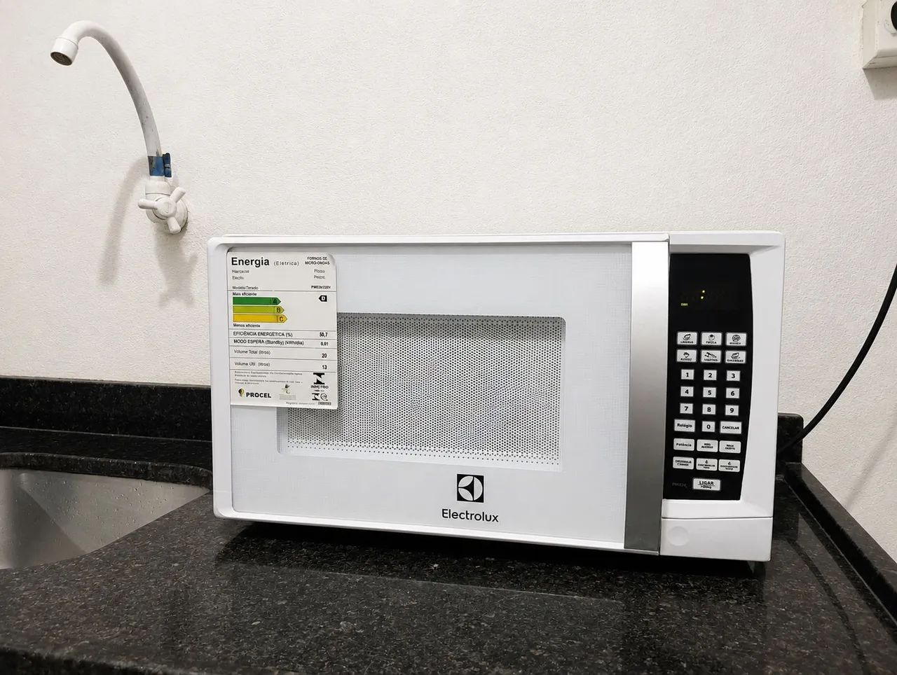 Microondas Electrolux completo ótimo funcionamento 26 litros  - Foto 3
