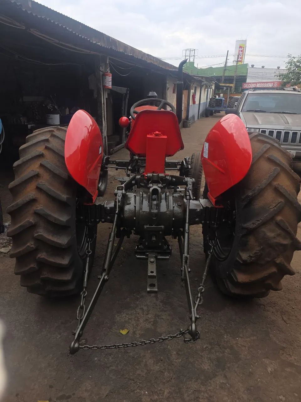 Trator MF65 motor do 275 - Foto 2