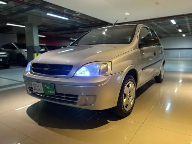 Chevrolet Corsa Hatchback 1.0 MPFI 8V 71cv 5P 2004