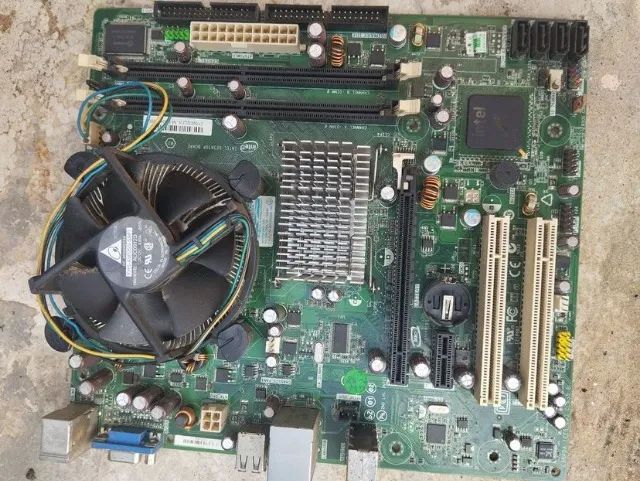 Placa-mãe Intel DG31PR (LGA 775) Com Processador (SEM TESTES) - Foto 3