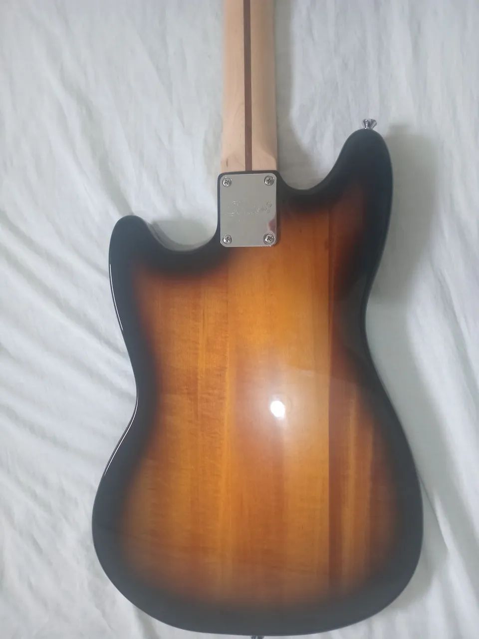 Guitarra Squier mustang - Foto 4