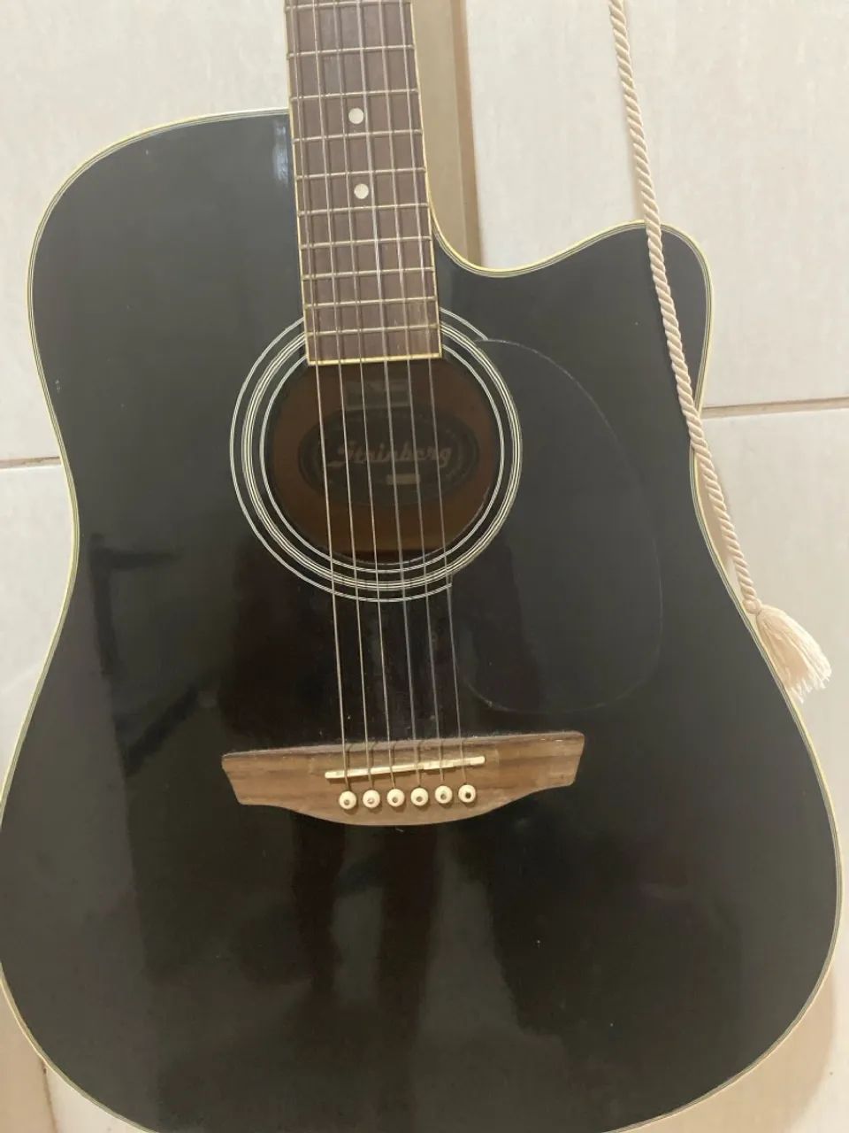 Violão vende-se troca