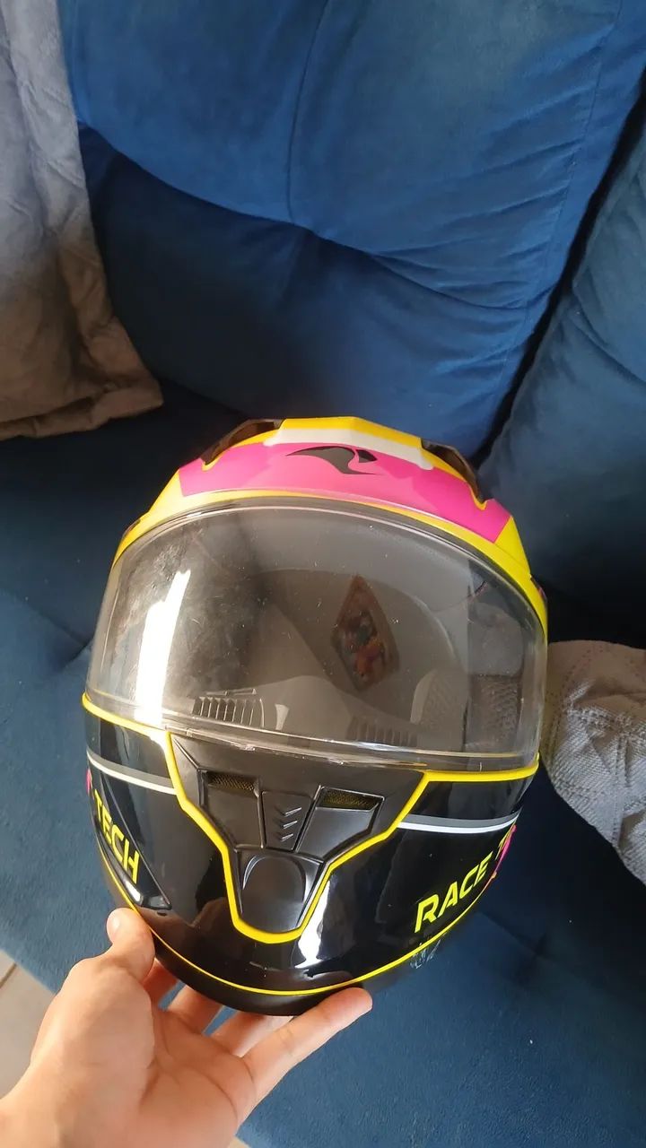 Capacete Race Tech tamanho 56 - Amarelo, Preto e Rosa - Foto 4