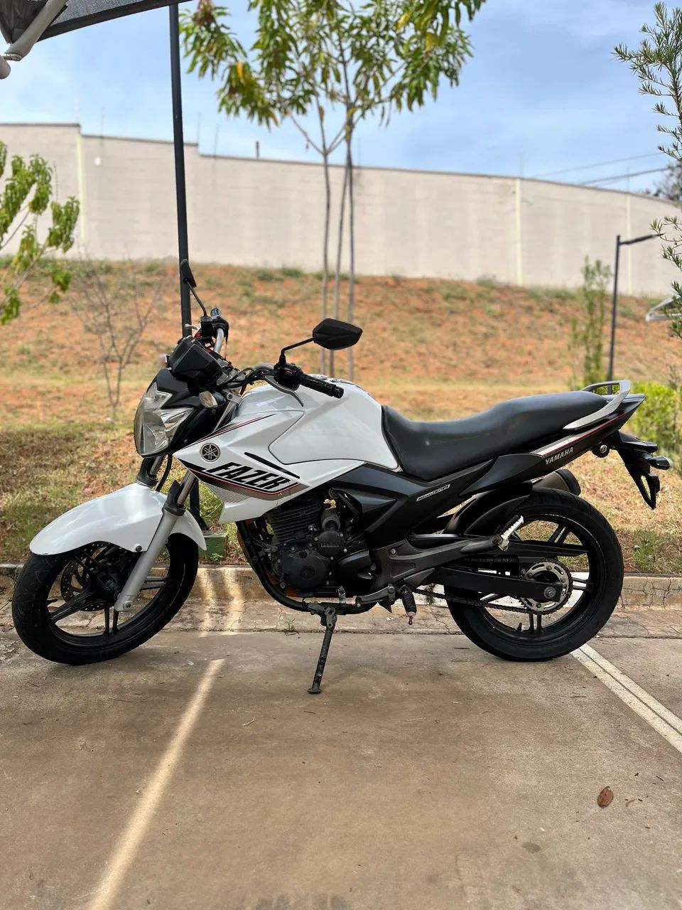 FAZER 250 BLUEFLEX 2015  