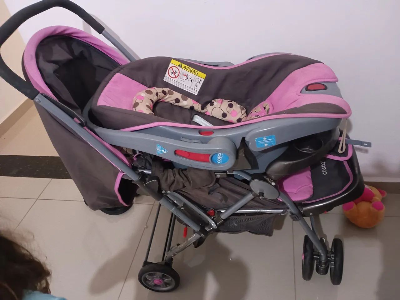 Carrinho de Bebê com Bebê Conforto  - Foto 2