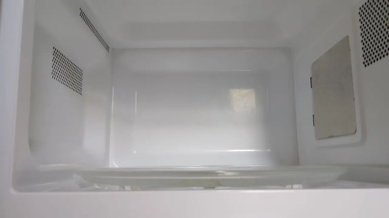 Microondas Electrolux semi-novo 1 ano de uso  - Foto 4