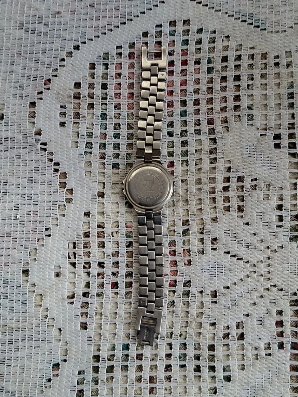 Relógio feminino Dumont Saab sem teste restauro ou testar  - Foto 4