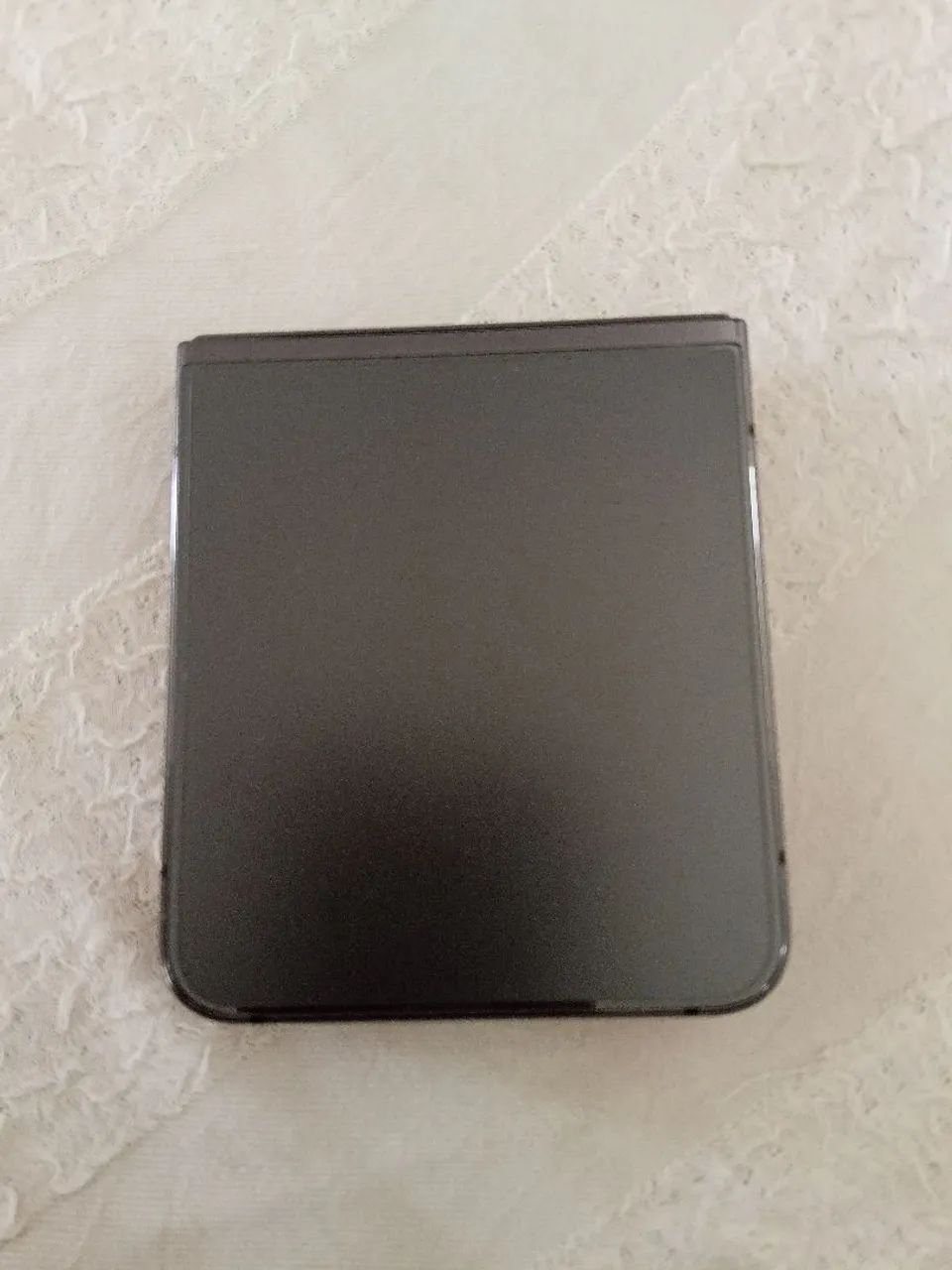 Galaxy Flip 5 com defeito  - Foto 2