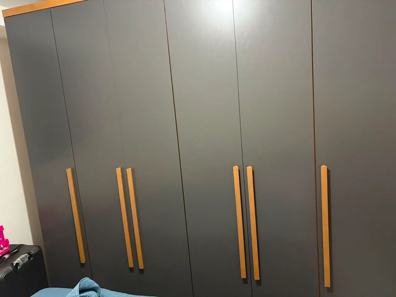 Guarda Roupa 6 portas