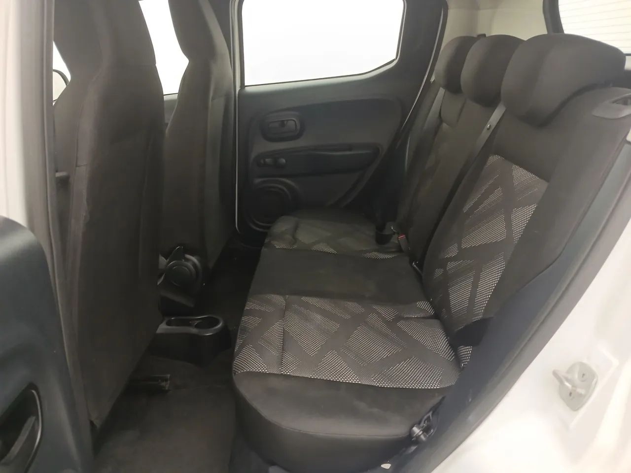 Fiat Mobi LIKE 1.0 Fire Flex 5p., foto 17 de 18
